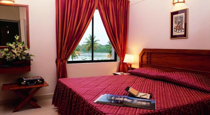 Riviera Suites